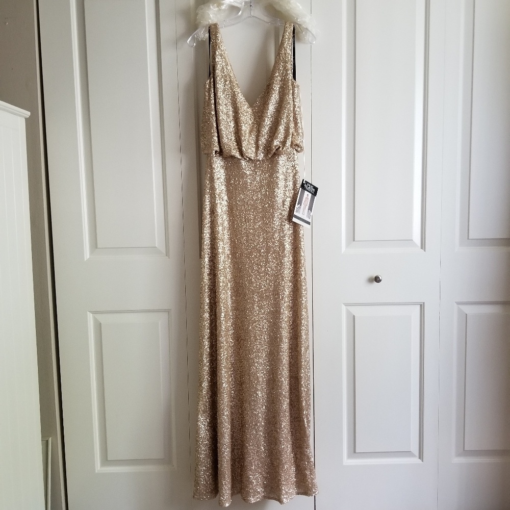 Sorella Vita Gold Sequin dress